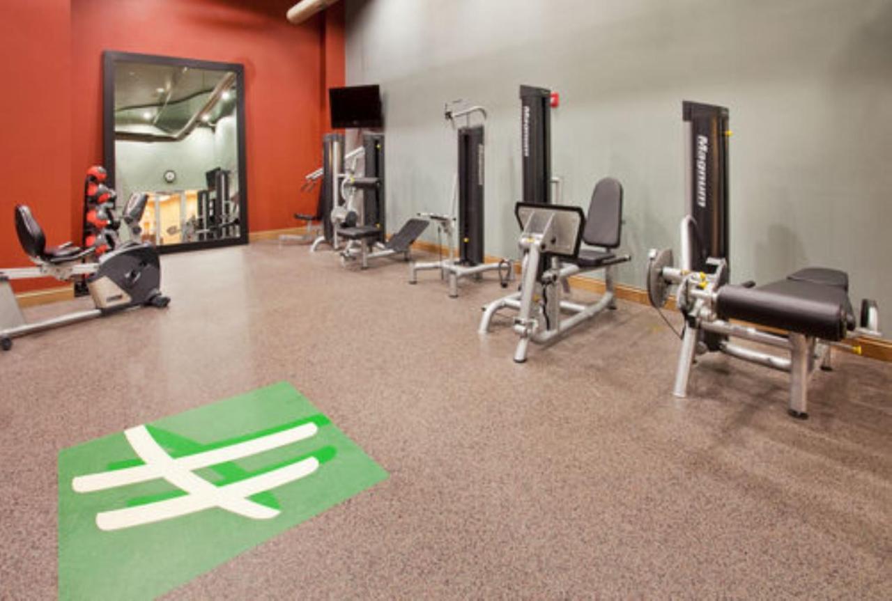 Holiday Inn Omaha Downtown - Waterpark By Ihg Luaran gambar