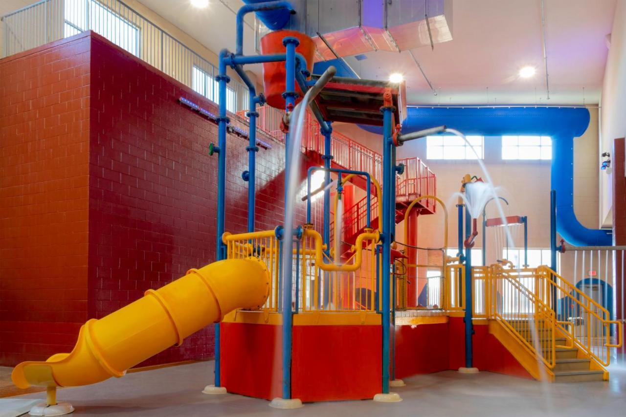 Holiday Inn Omaha Downtown - Waterpark By Ihg Luaran gambar