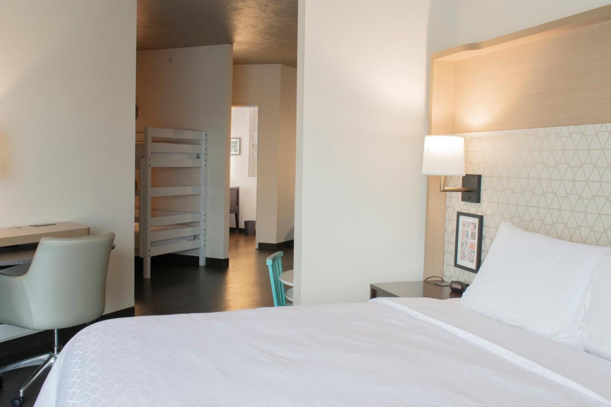 Holiday Inn Omaha Downtown - Waterpark By Ihg Luaran gambar